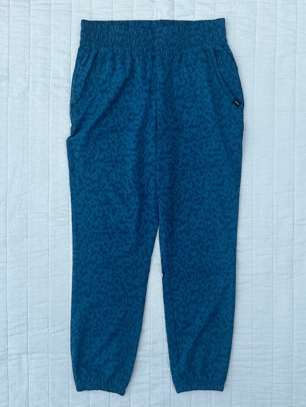Prana Casual Joggers | Blue Animal Print | Size XS | Banded Waist | Jogger Cuffs